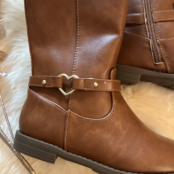 NWT Toddler girl’s knee high The Children’s Place riding boots brown! - Picture 4 of 5